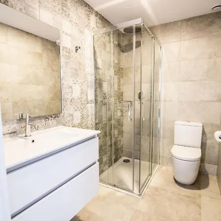 Apartment Reusia *