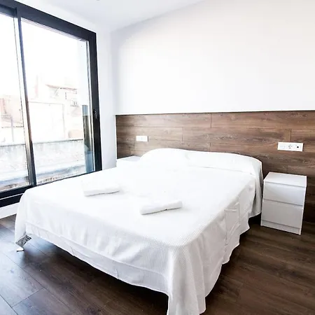 Apartment Reusia *