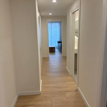 Apartment Reusia *
