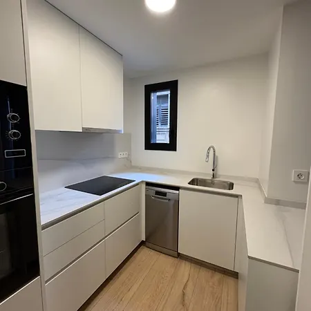Apartment Reusia *